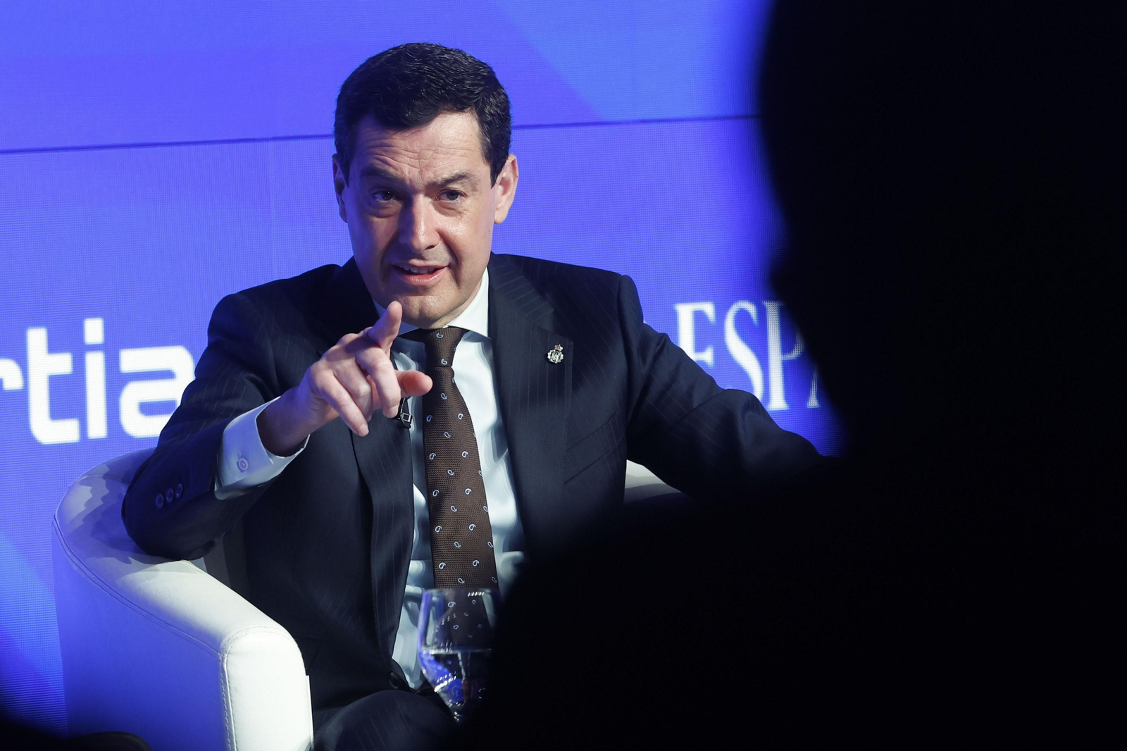 El PP conserva su mayoría absoluta y el PSOE sube 3 puntos, según el CIS Andaluz