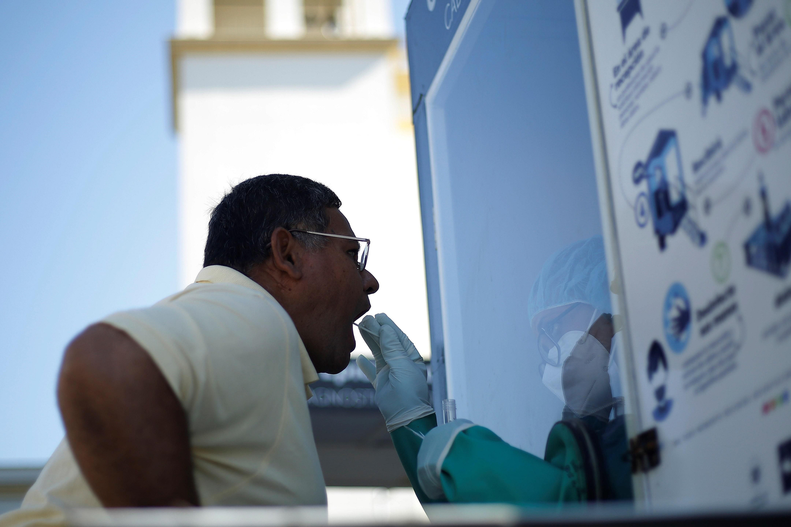 Una ONG salvadoreña pide frenar la entrega de un antiparasitario para tratar la covid-19