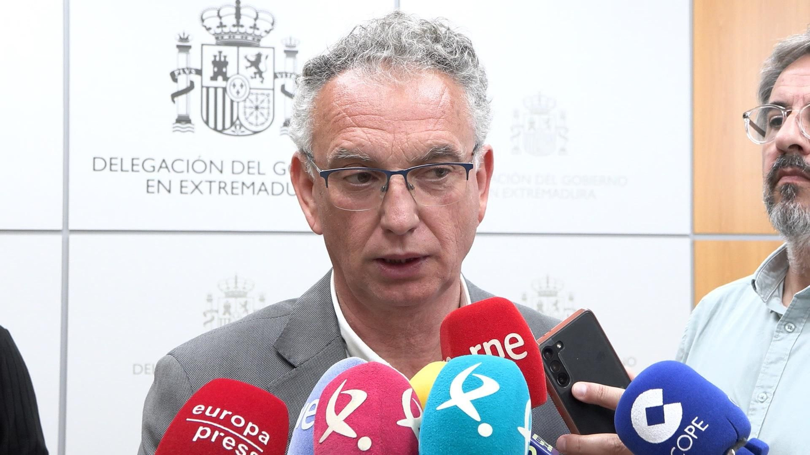 20250422 El Delegado Del Gobierno Atiende A Los Medios.