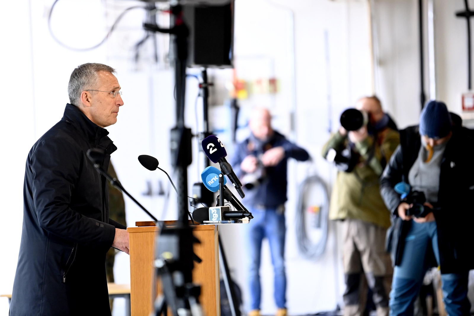 Stoltenberg defiende reforzar la presencia militar de la OTAN en el Ártico